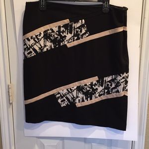 White House Black Market Skirt